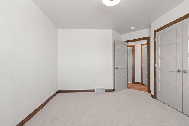 399 BATTERY AVENUE, De Pere, WI 54115