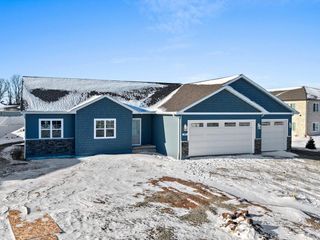 399 BATTERY AVENUE, De Pere, WI 54115