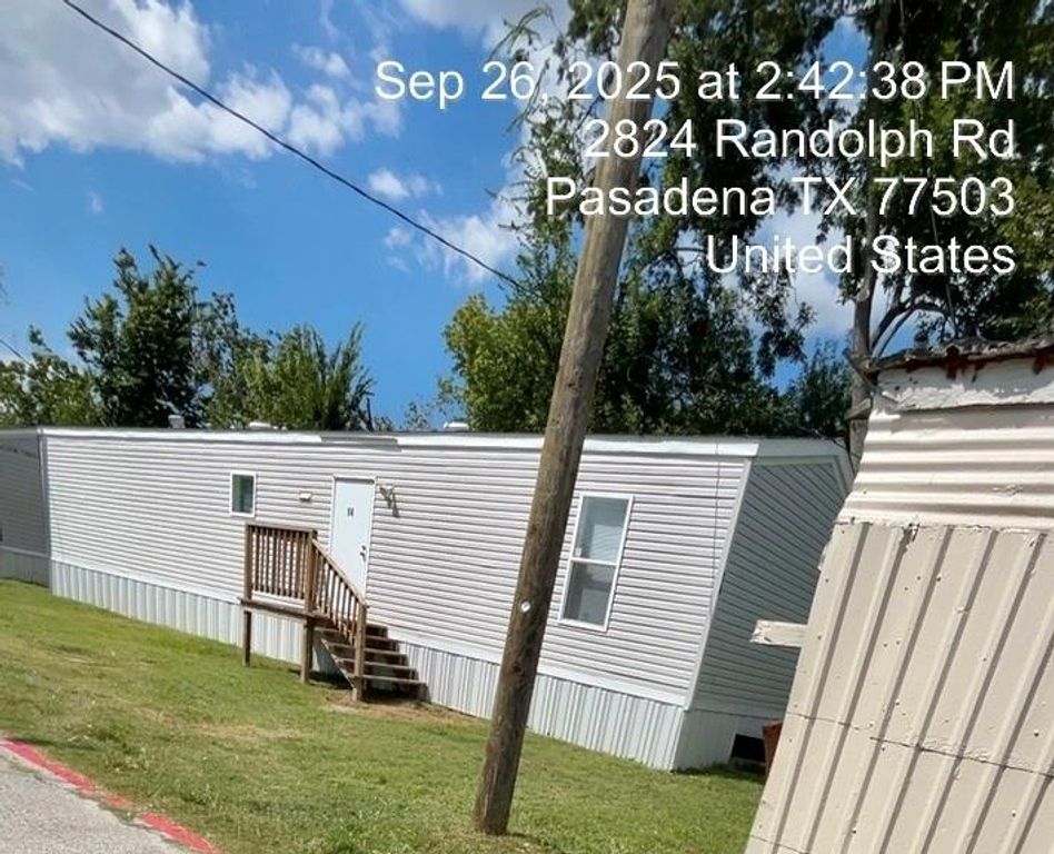 2824 Randolph Road 14, Pasadena, TX 77503