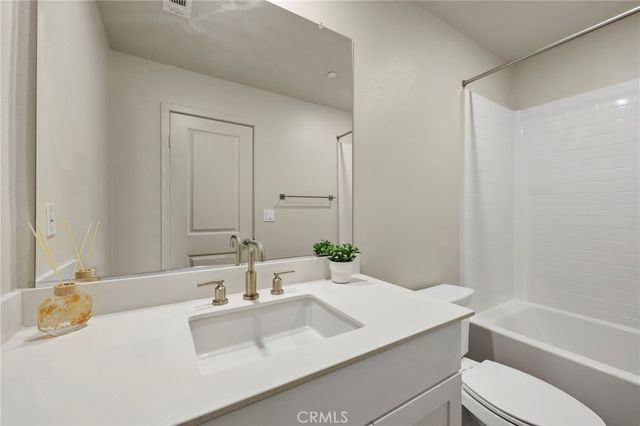 1112 Cardinal Way, Covina, CA 91722