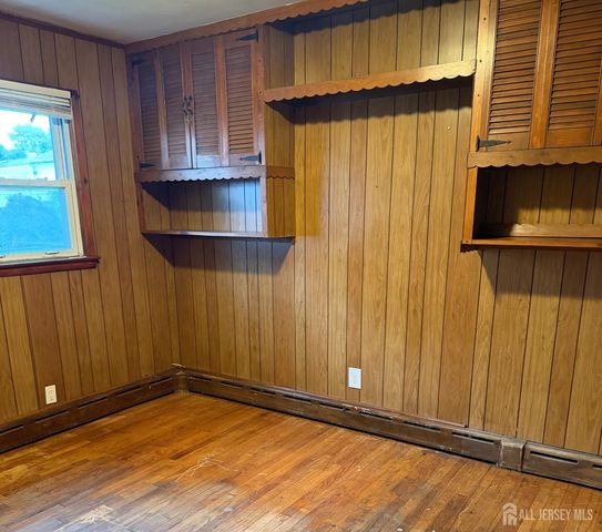 38 Raritan Avenue, Port Reading, NJ 07064