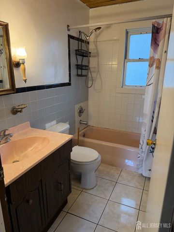 38 Raritan Avenue, Port Reading, NJ 07064