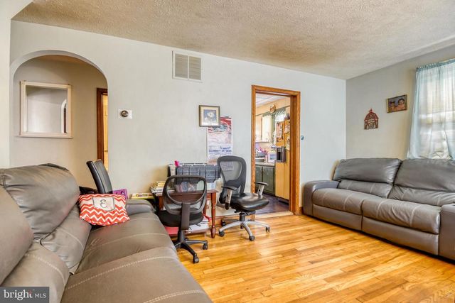 1823 WALNUT AVE, Baltimore, MD 21222