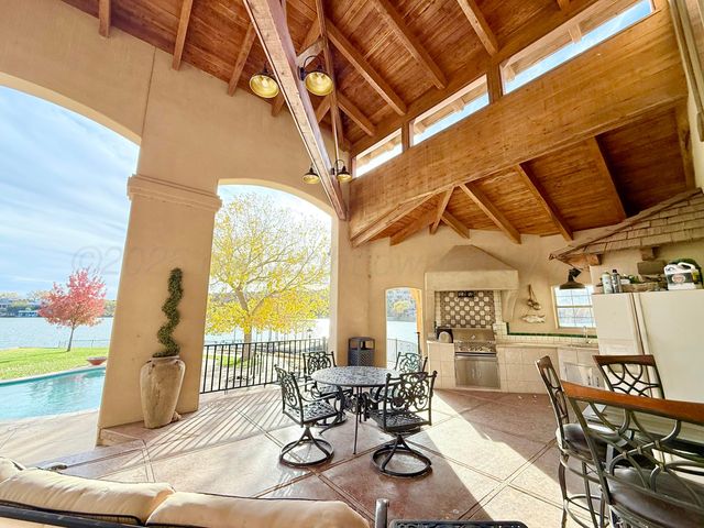 516 N SHORE Drive, Amarillo, TX 79118