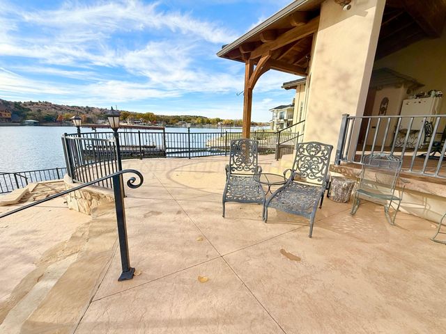 516 N SHORE Drive, Amarillo, TX 79118