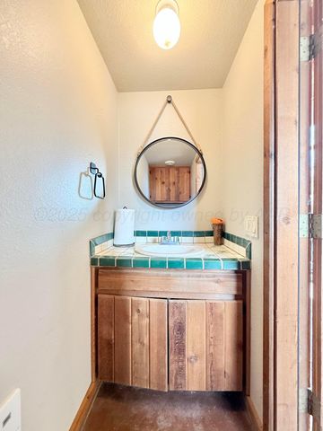 516 N SHORE Drive, Amarillo, TX 79118