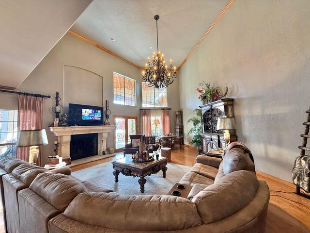 516 N SHORE Drive, Amarillo, TX 79118