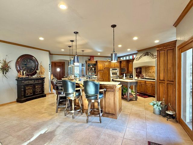 516 N SHORE Drive, Amarillo, TX 79118