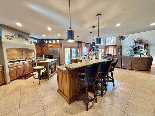 516 N SHORE Drive, Amarillo, TX 79118