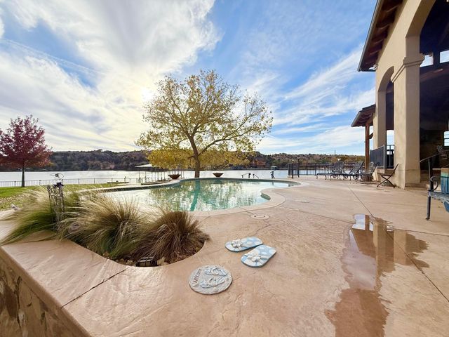 516 N SHORE Drive, Amarillo, TX 79118