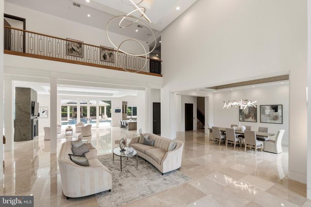 8880 BRADLEY BLVD, Bethesda, MD 20817