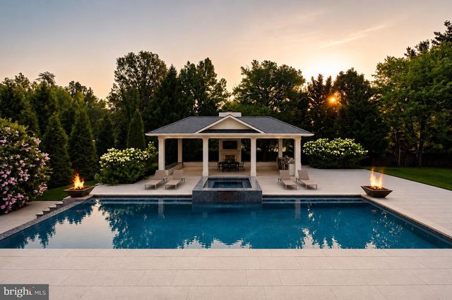 8880 BRADLEY BLVD, Bethesda, MD 20817