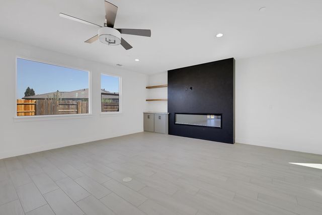 3279 San Brannan Way, Yuba City, CA 95993