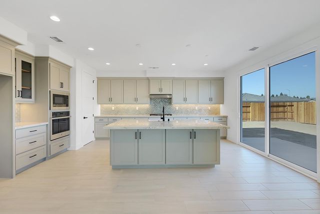 3279 San Brannan Way, Yuba City, CA 95993