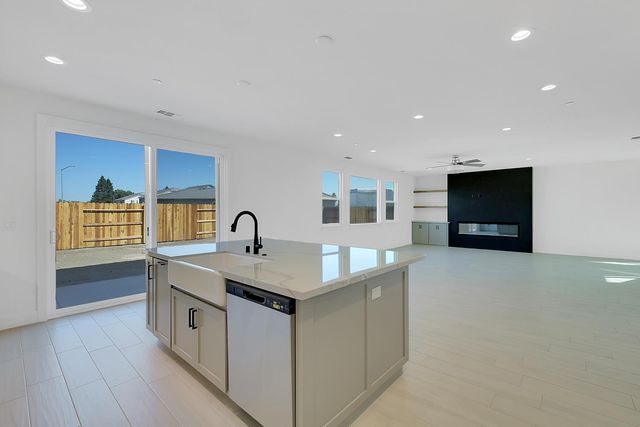 3279 San Brannan Way, Yuba City, CA 95993