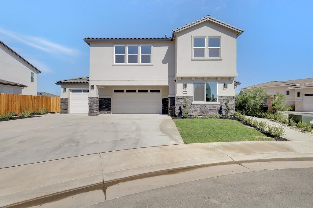 3279 San Brannan Way, Yuba City, CA 95993