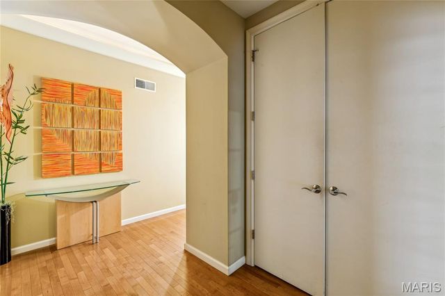 400 S 14th Street 910, St Louis, MO 63103