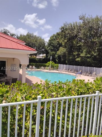 3642 Asperwood Cir, Coconut Creek, FL 33073