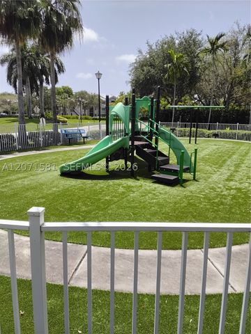 3642 Asperwood Cir, Coconut Creek, FL 33073