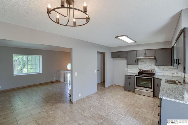 5108 Jefferson Street, Omaha, NE 68117