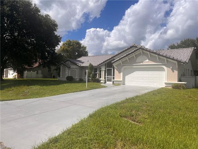 536 Whispering Wind BEND, Lehigh Acres, FL 33974