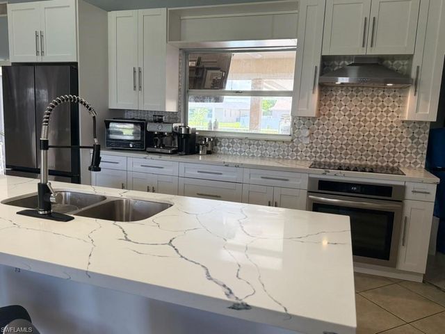 536 Whispering Wind BEND, Lehigh Acres, FL 33974