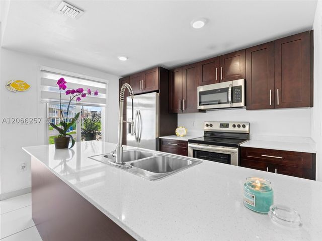 13949 SW 259th Way 13949, Homestead, FL 33032