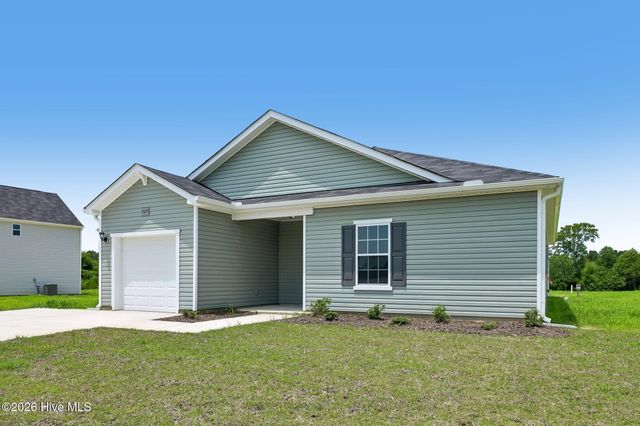 209 Hallwood Drive, Pikeville, NC 27863