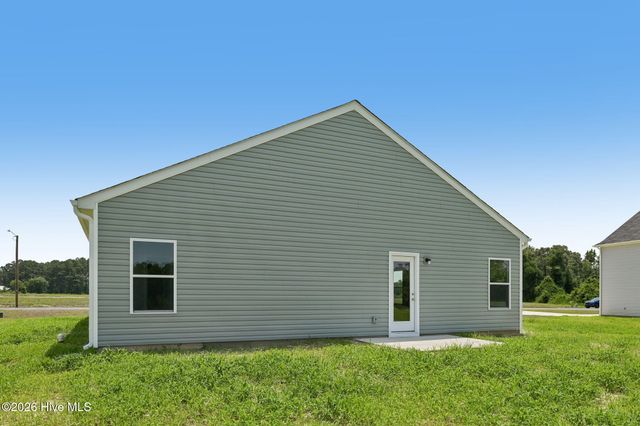 209 Hallwood Drive, Pikeville, NC 27863