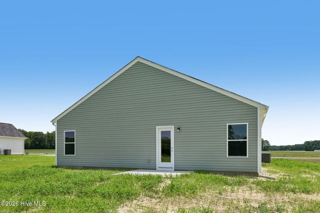 209 Hallwood Drive, Pikeville, NC 27863