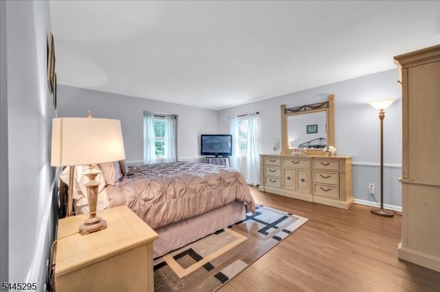 891 Sherwood Rd, Bridgewater Twp., NJ 08807