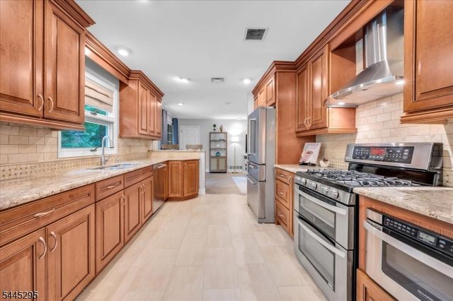891 Sherwood Rd, Bridgewater Twp., NJ 08807