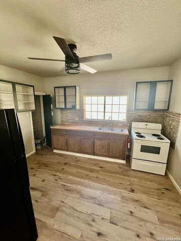 622 S Navidad Unit 1, San Antonio, TX 78207