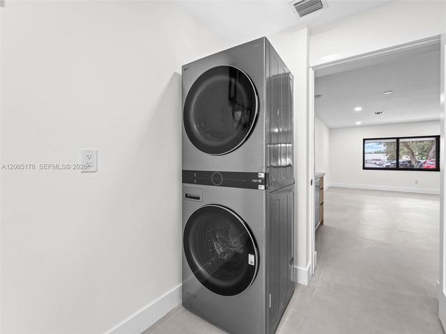610 NE 164th Terrace, Miami, FL 33162