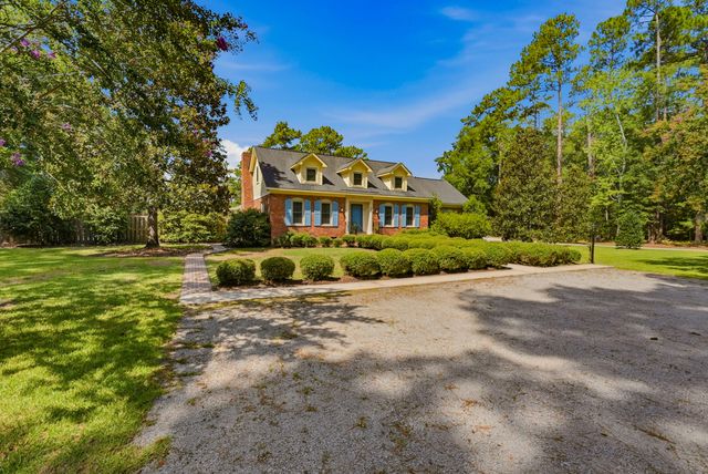 255 Longleaf Drive, Walterboro, SC 29488