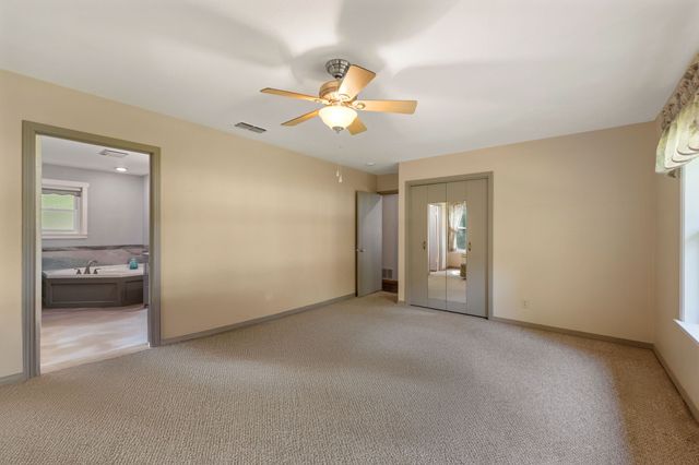 3935 Autumn Point Drive, Wills Point, TX 75169