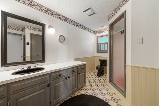 3935 Autumn Point Drive, Wills Point, TX 75169