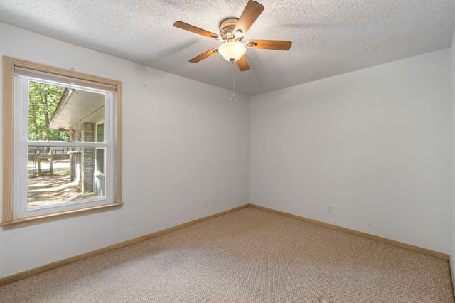 3935 Autumn Point Drive, Wills Point, TX 75169