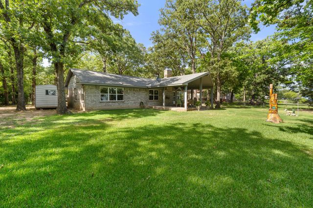 3935 Autumn Point Drive, Wills Point, TX 75169