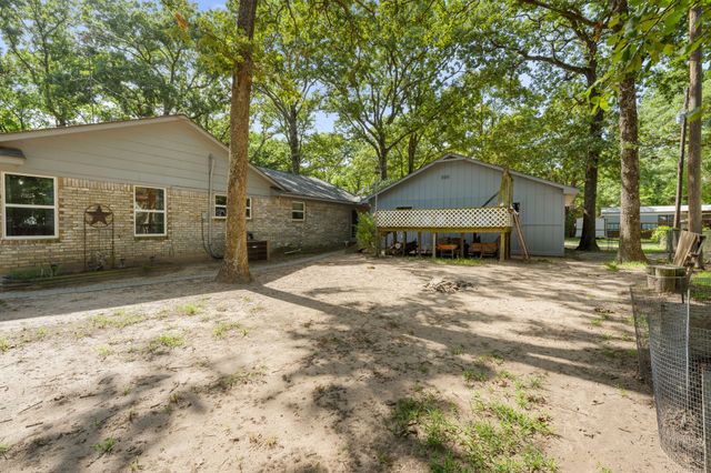 3935 Autumn Point Drive, Wills Point, TX 75169