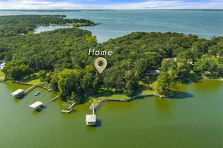 3935 Autumn Point Drive, Wills Point, TX 75169