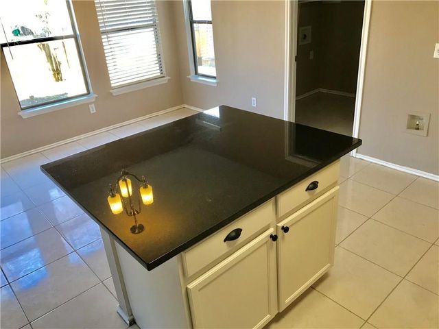 912 Justeford DR, Pflugerville, TX 78660