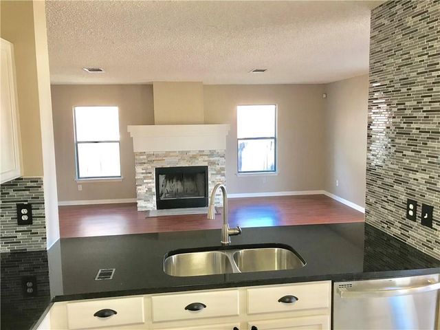 912 Justeford DR, Pflugerville, TX 78660