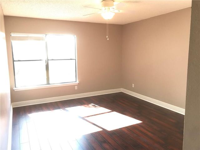 912 Justeford DR, Pflugerville, TX 78660