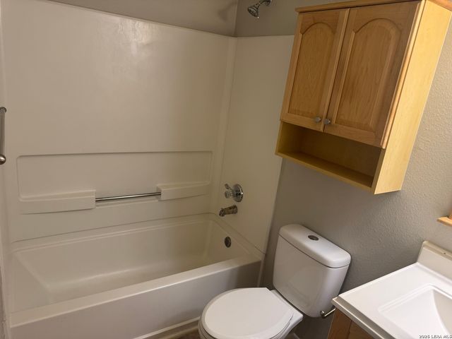13630 ESCORT DR, San Antonio, TX 78233