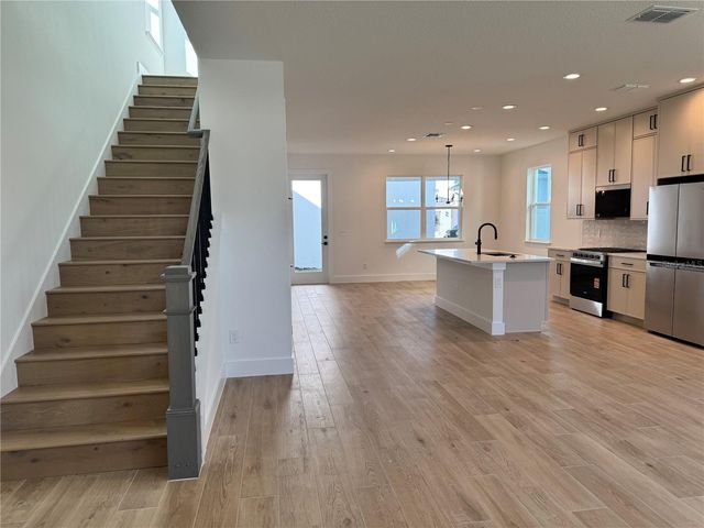 1833 CROWNCREST DRIVE, Apopka, FL 32703