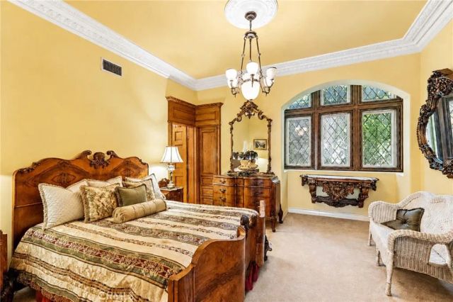 16060 Esquilime, Chino Hills, CA 91709