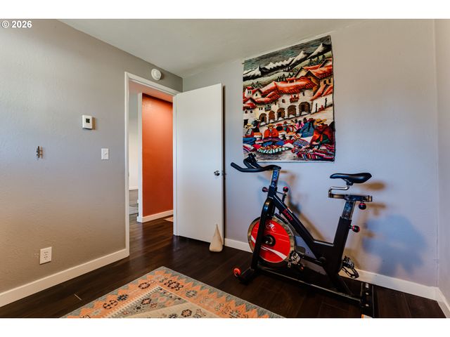 3958 PAM St, Eugene, OR 97402