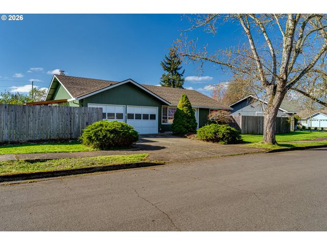 3958 PAM St, Eugene, OR 97402
