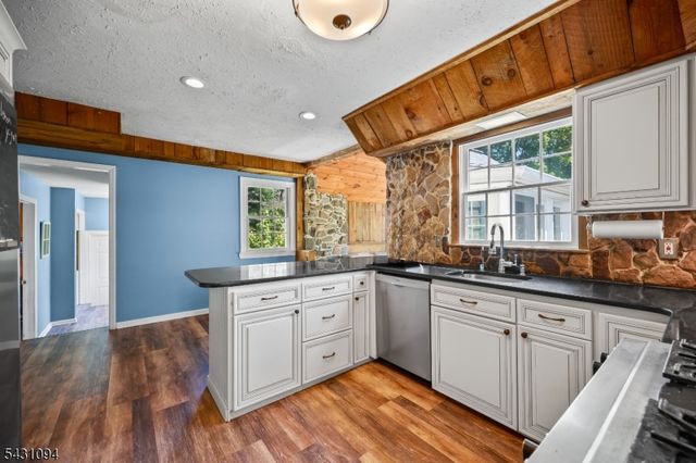 339 Mountain View Rd, Montgomery Twp., NJ 08540
